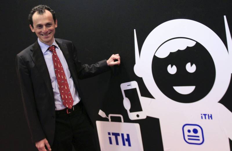Pedro Duque en Fitur