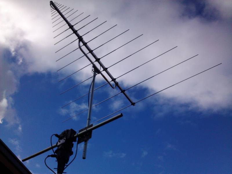 Primer radioespectrómetro solar de la red internacional e-CALLISTO en España