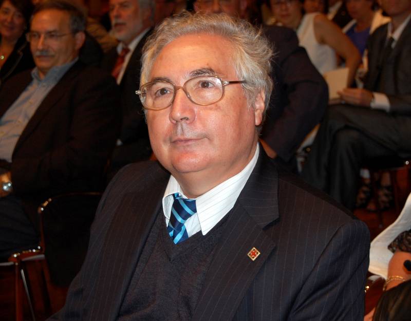 Manuel castells, Premio Nacional de Sociología y Ciencia Política