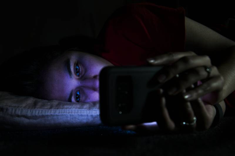 Uso nocturno de pantallas