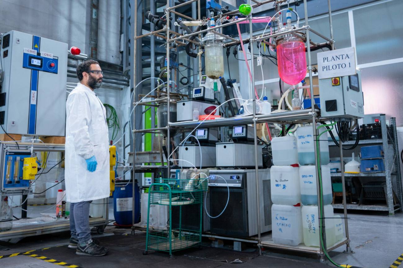 Félix López en la planta piloto RC Metals en la Ciudad Universitaria de Madrid. / CSIC