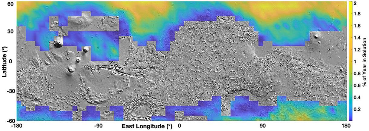Distribución de salmueras en Marte, con colores representando el porcentaje del año que puede existir líquidos en la superficie. / Rivera-Valentín et al./Nature Astronomy