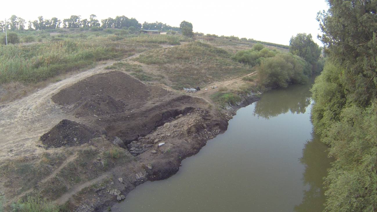 Vista general del yacimiento de Nahal Mahamayyem Outlet en la orilla este del río Jordán. / Gonen Sharon