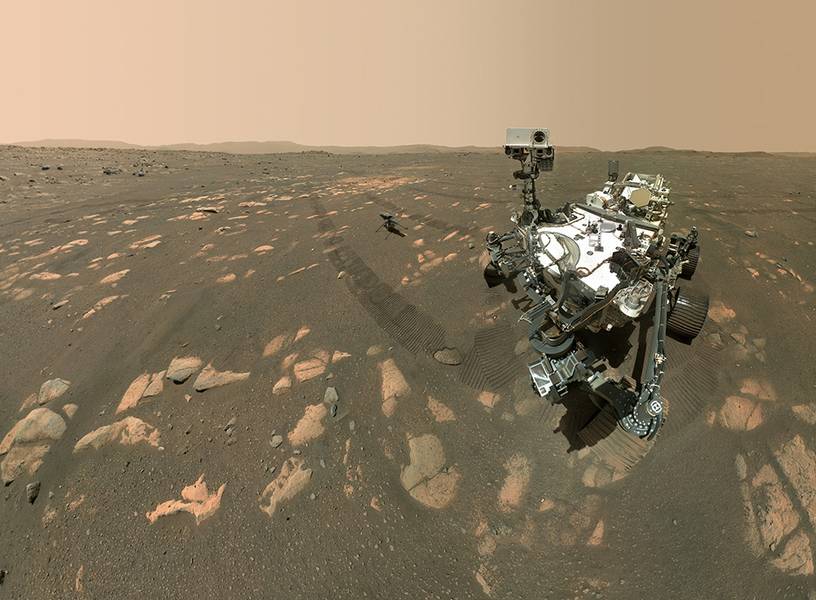 MOXIE, actualmente en la superficie de Marte, forma parte del rover Perseverance de la NASA, visto aquí en un selfie con el helicóptero Ingenuity. / NASA / JPL-Caltech / MSSS