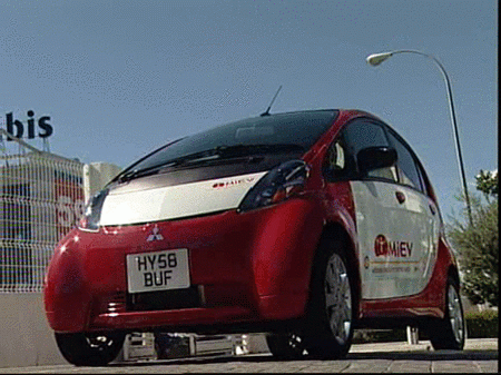España comercializará los coches eléctricos en un año