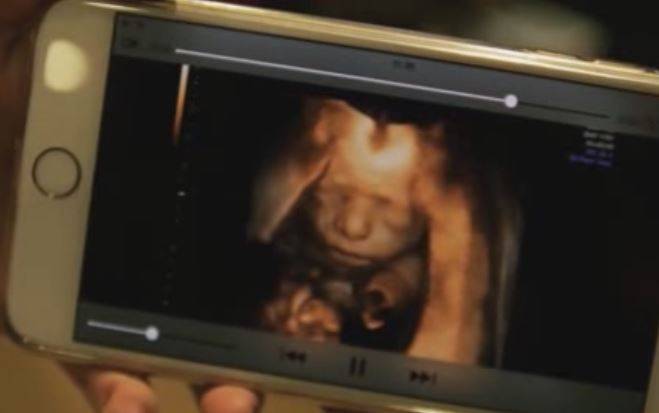 Una nueva aplicación permite ver en el móvil la gestación del bebé