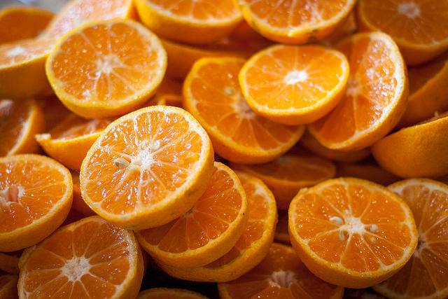 Dos bacterias mejoran la absorción de los antioxidantes del zumo de naranja 