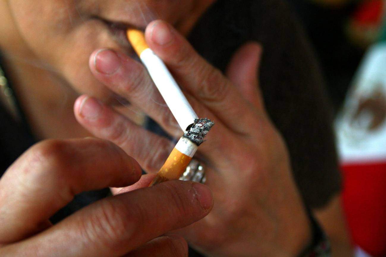 Las muertes por cáncer de pulmón entre mujeres se estabilizan en Europa, menos en España