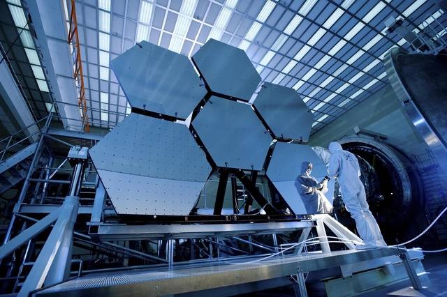 El telescopio espacial 'James Webb' pende de un hilo