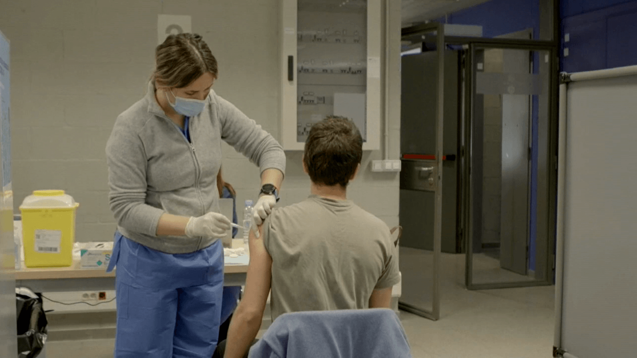 España recibe este lunes 1,2 millones de dosis de la vacuna de Pfizer