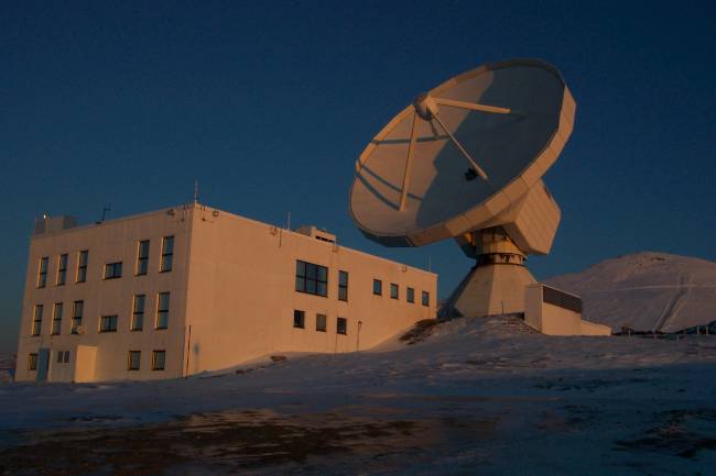 Un radiotelescopio español detecta una nueva molécula orgánica en el espacio