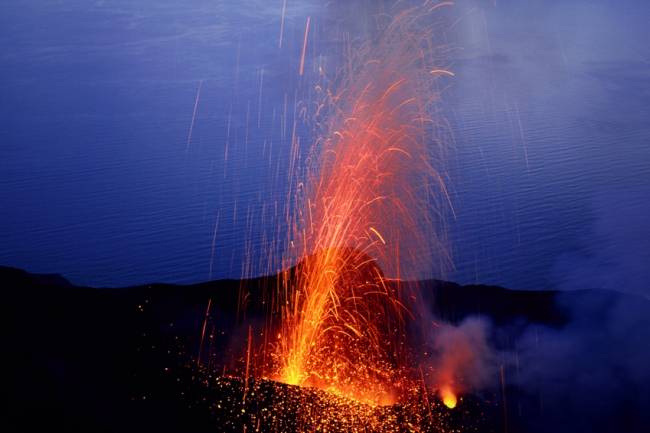 Las erupciones volcánicas también dejaron KO a los dinosaurios