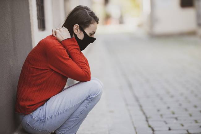 La covid grave se asocia con más riesgos de salud mental a largo plazo