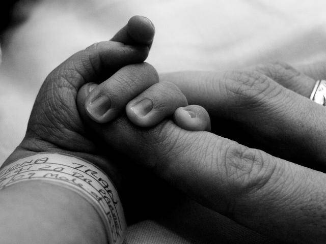 La mortalidad infantil se ha reducido casi a la mitad desde 1990