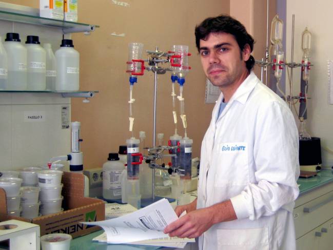Añadir dosis elevadas de lodos para neutralizar la acidez de los suelos es desaconsejable