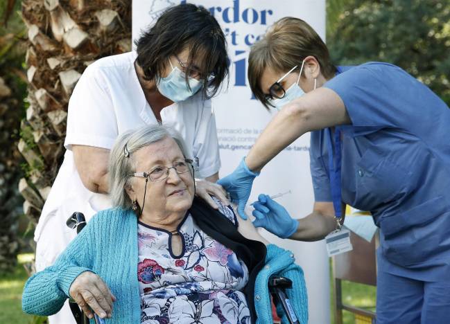 Arranca la campaña de vacunación de la cuarta dosis contra la covid-19