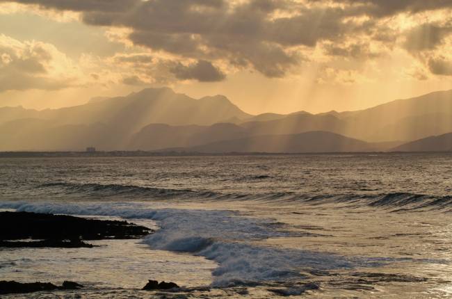 Atlántico y Mediterráneo intercambian masas de agua acidificadas