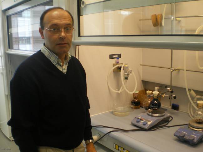 Desarrollan dos estructuras supramoleculares con propiedades luminiscentes 