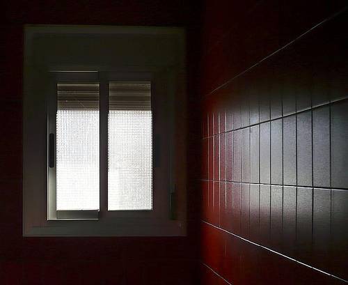 Desarrollan un  nuevo sistema reversible de colocación de baldosas cerámicas