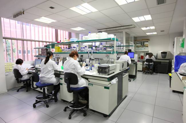 Diagnosticar el alzhéimer con solo un análisis de sangre
