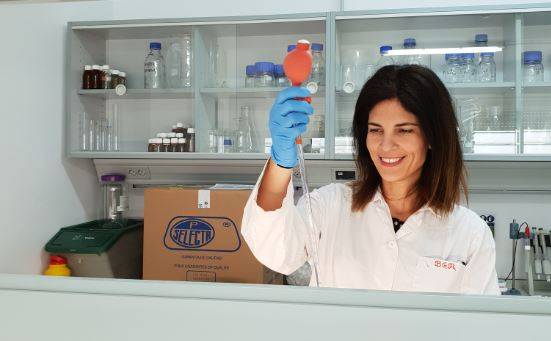 Diseñan un filtro con un residuo de arcilla para eliminar pesticidas del agua