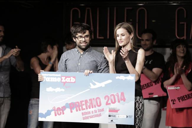 El biólogo Ricardo Moure gana la final española de Famelab