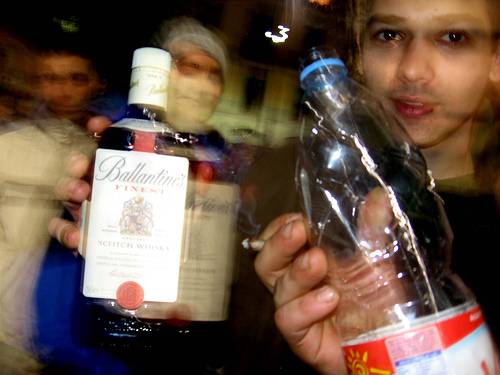 El consumo de alcohol y tabaco cae al nivel más bajo desde 1997