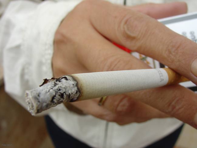 El consumo de tabaco y la dificultad para dejarlo están relacionados con los genes