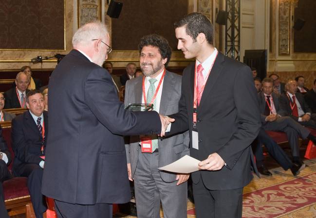 El Grupo Hespérides, mención especial de los Premios Uniproyecta de Universia