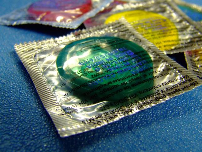 condones