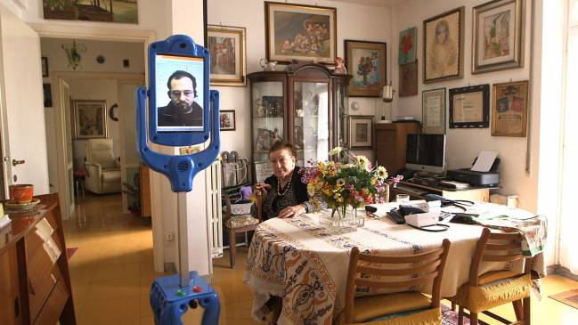 Europa desarrolla un robot de asistencia a personas mayores 