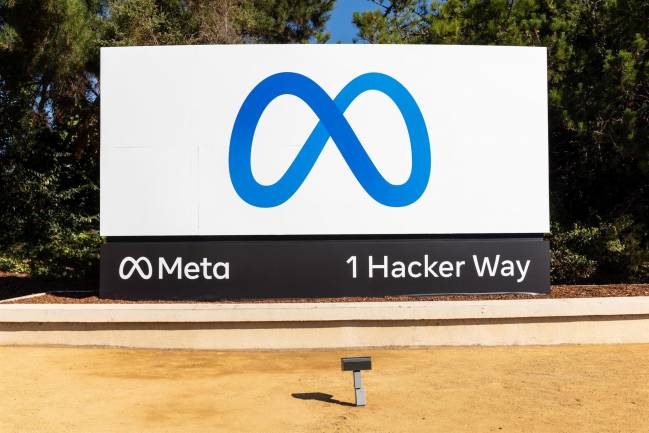 Facebook cambia su nombre por Meta para dar un vuelco al negocio y centrarse en la realidad virtual 