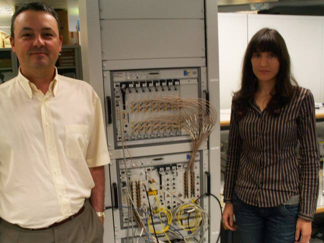 Investigadores de la UPV baten el récord mundial de velocidad de transmisión de datos por fibra multimodo