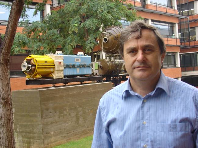 Juan Fuster, presidente de la comisión de física de partículas de la Unión Internacional de Física Pura y Aplicada