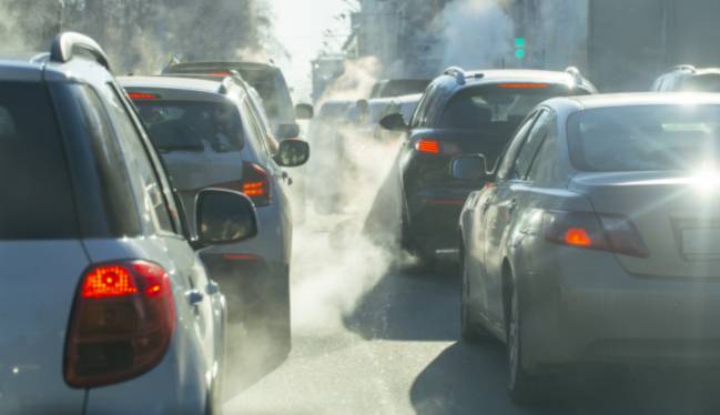 imagen de tráfico con coches