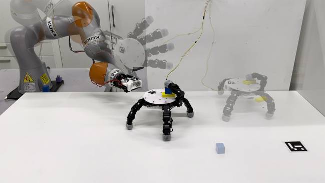 Imagen de una mano robótica