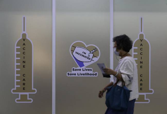 La variante ómicron ya es la dominante en el mundo, con casi un 60 % de casos