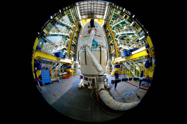 LISA Pathfinder prepara el terreno para la caza de ondas gravitacionales