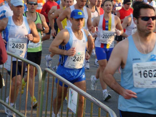 Corredores durante el Maratón de Sevilla. 