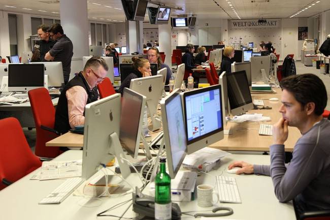 Los hombres ocupan el 75% de los cargos de máxima responsabilidad en los medios españoles