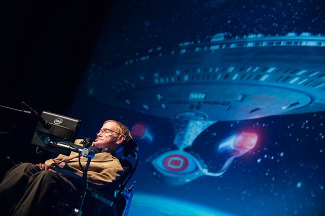 Músicos y premios Nobel se van de festival para ensalzar a Hawking 