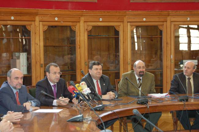 Nace el Instituto Universitario de Investigación Mixto “Centro de Investigación de Recursos y Consumos Energéticos”