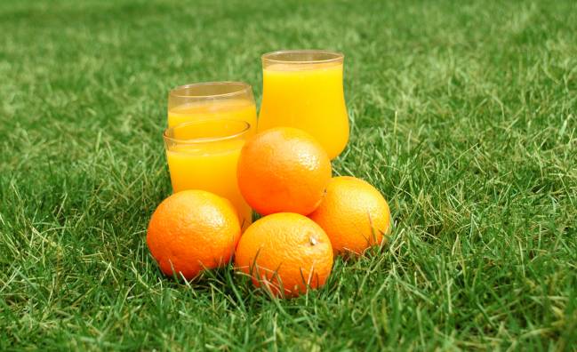 Obtienen zumos refrigerados con sabor y aroma comparable a los recién exprimidos