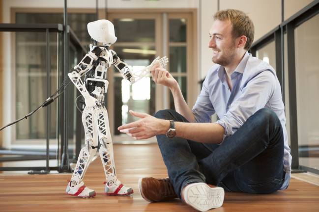 Poppy, el primer robot impreso en 3D que cualquiera puede construir y programar 
