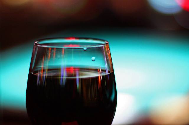 Un concentrado de madera de poda, conservante natural del vino tinto