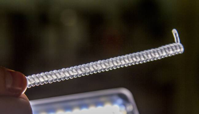 Un equipo internacional crea músculos con hilos de coser y pescar