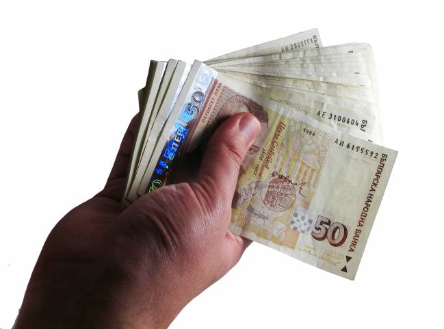 Un estudio demuestra que tendemos a rechazar el dinero de personas que nos caen mal
