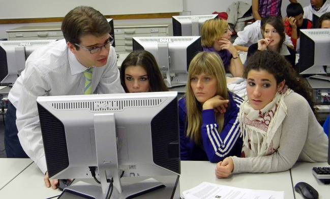 Un instituto de Secundaria español gana en un juego online sobre cooperación