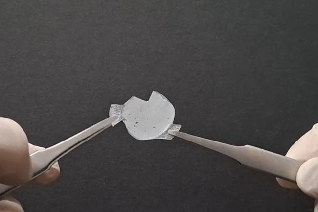 Un nanomaterial logra reducir hasta 12,9°C la temperatura sin consumir electricidad