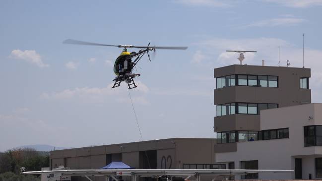 Un nuevo sistema de aterrizaje permite aterrizar a helicópteros y drones en plataformas móviles sin GPS